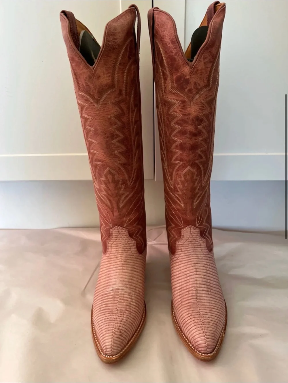 NIB Tecovas Abby Pink frost Women's Pink Tall Western Boots Stylish Cowboy Boot